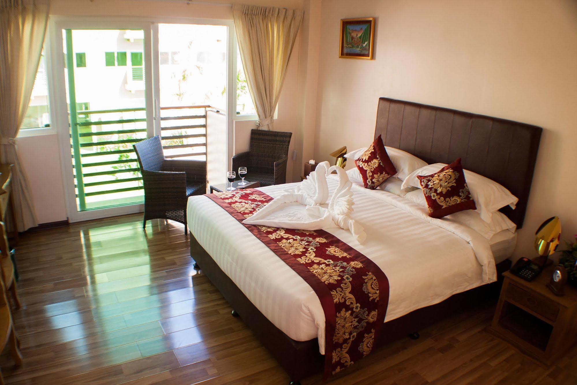 Hotel Sincere Smile Γιανγκόν Εξωτερικό φωτογραφία