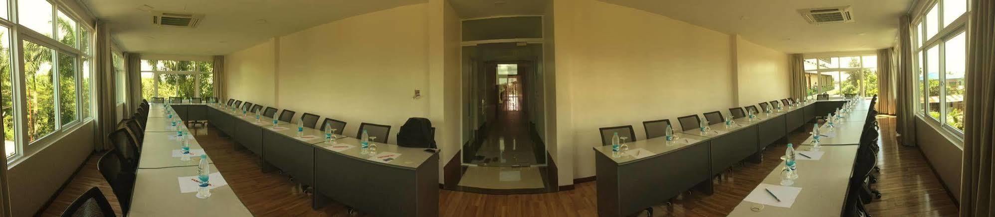 Hotel Sincere Smile Γιανγκόν Εξωτερικό φωτογραφία