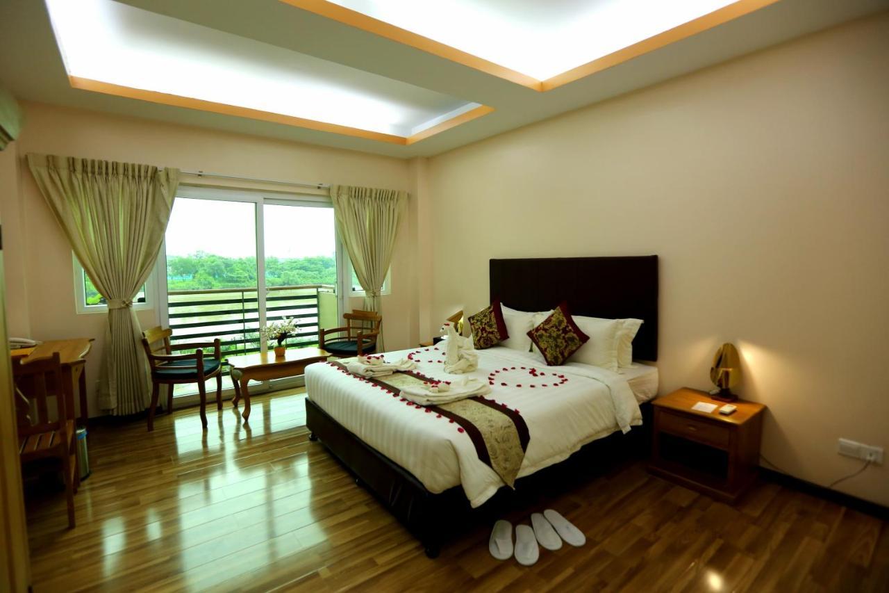 Hotel Sincere Smile Γιανγκόν Εξωτερικό φωτογραφία