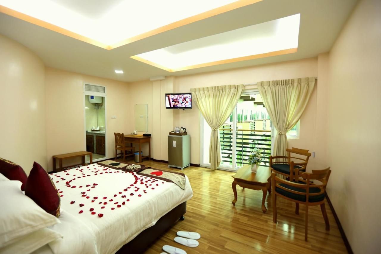 Hotel Sincere Smile Γιανγκόν Εξωτερικό φωτογραφία